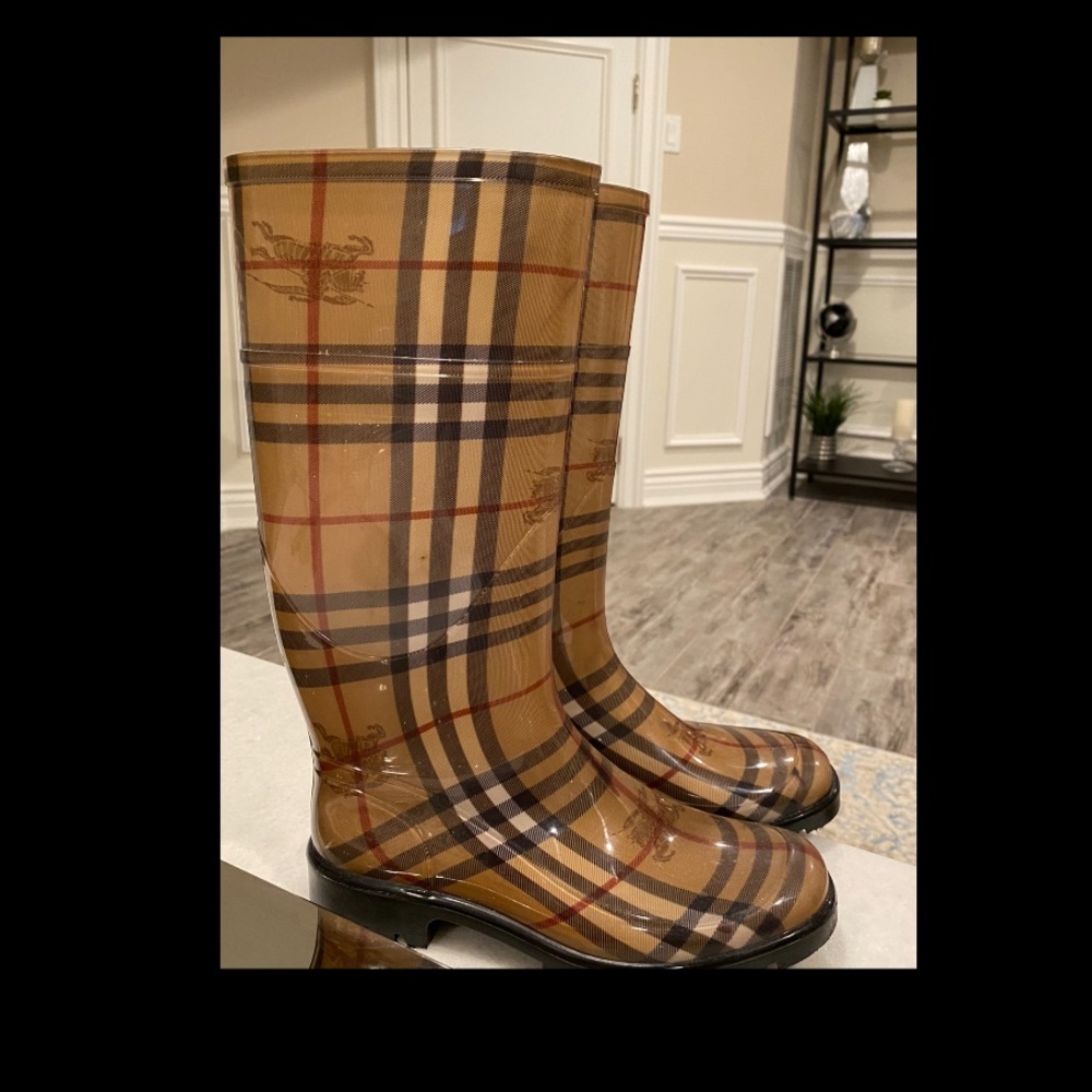 Womans burberry Haymarket Rain Boots Leather